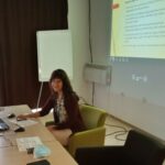 Unser Foto zeigt die Vortragende des Biomasse-Instituts, PD. Dr. Bettina Fähnrich, während der AGROSYM als leitende Chair-Person.