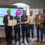 Unser Foto zeigt v.l.n.r.: Oberbürgermeister der Stadt Ingolstadt Dr. Michael Kern, Michael Liepold, Geschäftsführer der FeldSchau GmbH und Student der HSWT, Emanuel Jacobowsky, Geschäftsführer der FeldSchau GmbH, Absolvent der THI, Prof. Dr. Torsten Schön, Advisory Board FeldSchau GmbH, Prof. Dr. Patrick Noack, Advisory Board FeldSchau GmbH, Prof. Dr. Georg Rosenfeld, Wirtschaftsreferent der Stadt Ingolstadt © Anna Zimmermann / KU